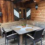Hollerhaus Σαλέ *